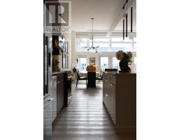 205 - 276 KING STREET W - 8