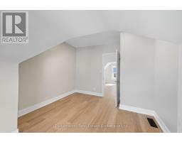 60 1/2 ST CATHARINE STREET - 29