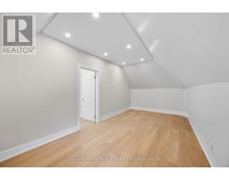 60 1/2 ST CATHARINE STREET - 31