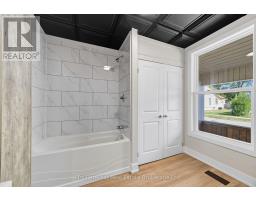 60 1/2 ST CATHARINE STREET - 6