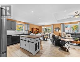 90 JOSEPH STREET - 7