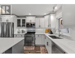 86 HURON STREET W - 16