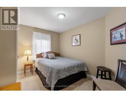 86 HURON STREET W - 21