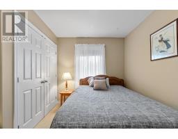 86 HURON STREET W - 22