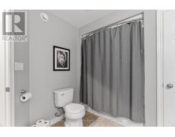 86 HURON STREET W - 24