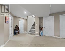 86 HURON STREET W - 27