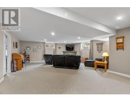 86 HURON STREET W - 28