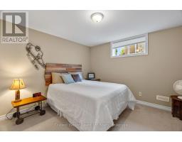 86 HURON STREET W - 30
