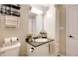 5 - 3199 VIVIAN LINE 37 - 18