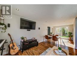 53 MADDISON STREET E - 22