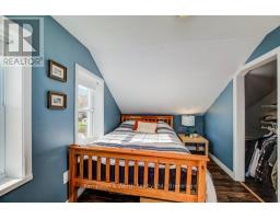 53 MADDISON STREET E - 32