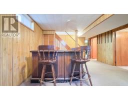 8 DUNSFORD CRESCENT - 37