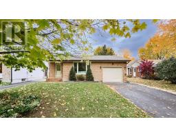 8 DUNSFORD CRESCENT - 9