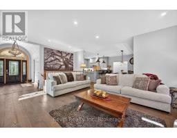 517 SILVERBIRCH DRIVE - 10