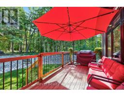 517 SILVERBIRCH DRIVE - 31