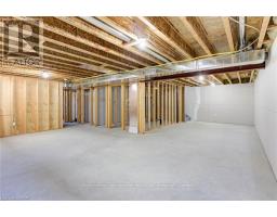 274 QUEEN STREET S - 27