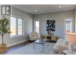 274 QUEEN STREET S - 6