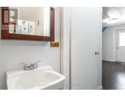 21 WATERLOO STREET S - 16