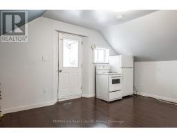 21 WATERLOO STREET S - 9
