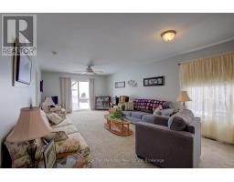 101 MEADOWVIEW LANE S - 14