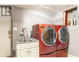 4888 LINHAVEN DRIVE - 38