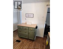 246 WELLINGTON STREET - 27