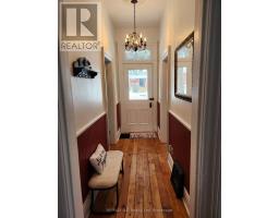 246 WELLINGTON STREET - 6