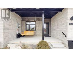 84 ROWE AVENUE - 3