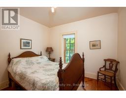 1511 GAINSBOROUGH ROAD - 26