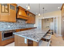 405 - 36 FRONT STREET - 12