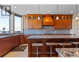 405 - 36 FRONT STREET - 14