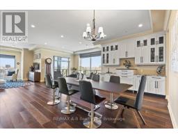 405 - 36 FRONT STREET - 17