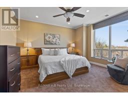 405 - 36 FRONT STREET - 23
