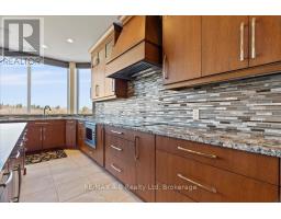 405 - 36 FRONT STREET - 8