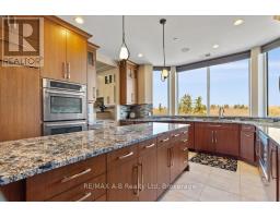 405 - 36 FRONT STREET - 9