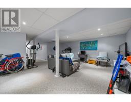 44 - 215 GLAMIS ROAD - 30
