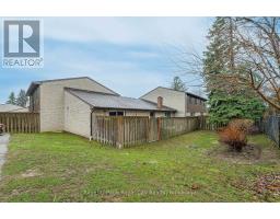 44 - 215 GLAMIS ROAD - 43