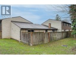 44 - 215 GLAMIS ROAD - 44