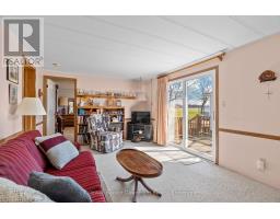 46 REDFORD DRIVE - 19
