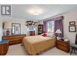 46 REDFORD DRIVE - 27