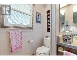 46 REDFORD DRIVE - 33