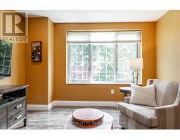 205 - 30 FRONT STREET - 18