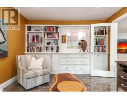 205 - 30 FRONT STREET - 20