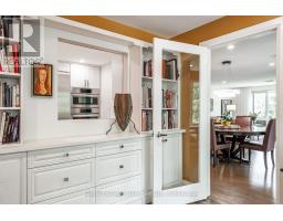 205 - 30 FRONT STREET - 21