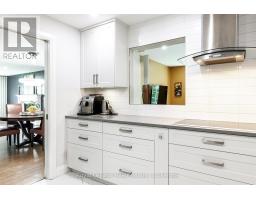 205 - 30 FRONT STREET - 25