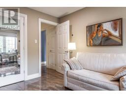 205 - 30 FRONT STREET - 33