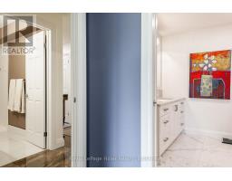 205 - 30 FRONT STREET - 35