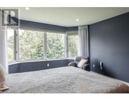 205 - 30 FRONT STREET - 42