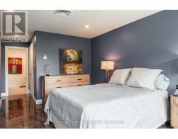 205 - 30 FRONT STREET - 46