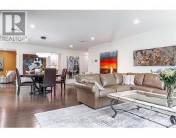 205 - 30 FRONT STREET - 7